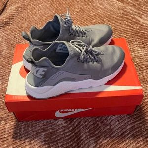 Brand new air huarache